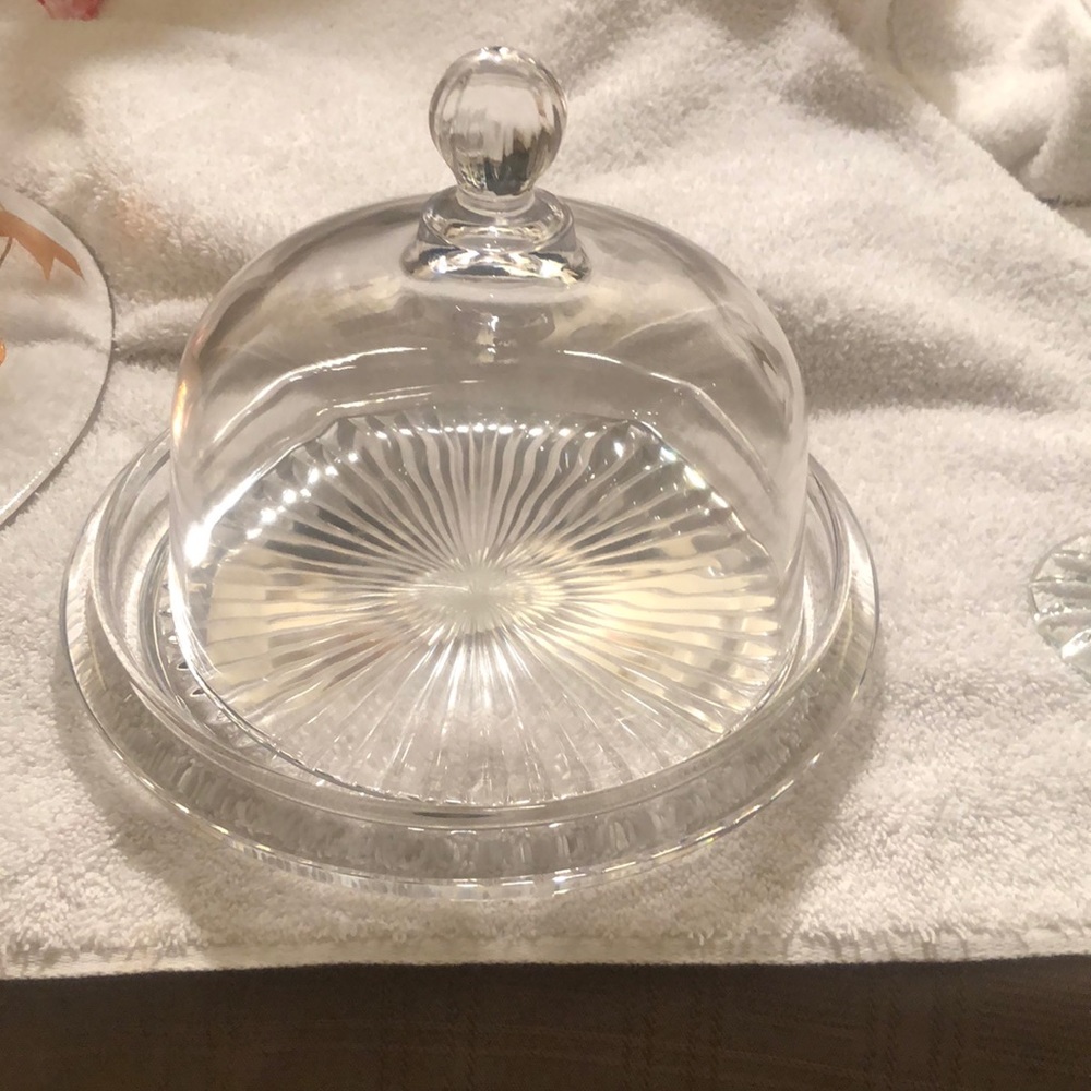 Mikasa Cheese Platter with dome